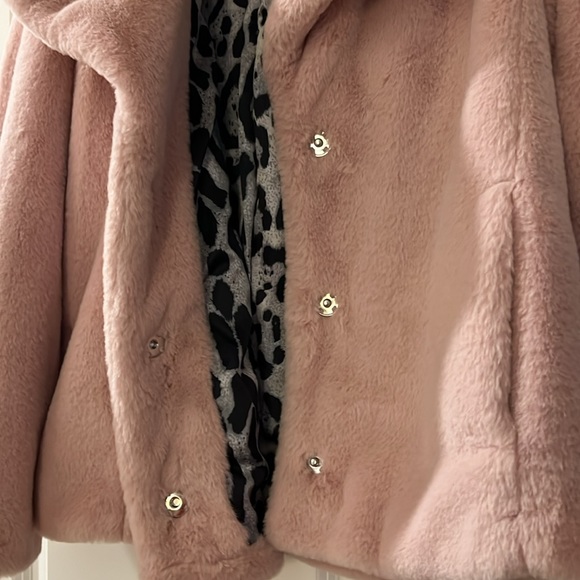 Badgley Mischka - Picture 4 of 8